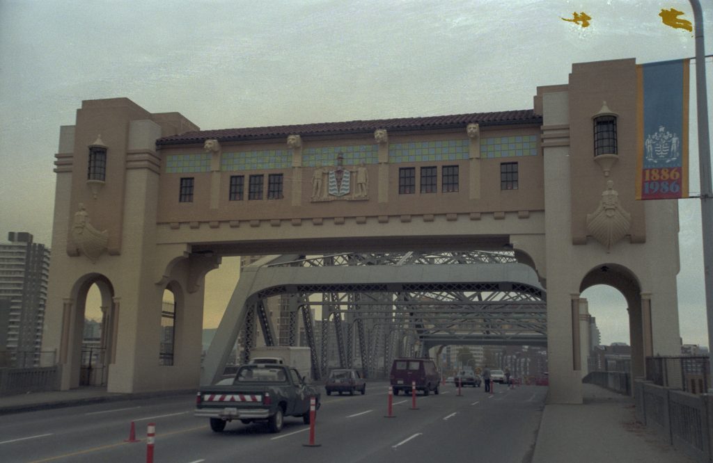 After the restoration of the Burrard Bridge, 1986. Reference code: COV-S477-3-F111-: CVA 775-86