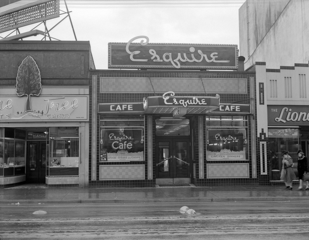 The Esquire Cafe, 906 Granville Street, between 1940 and 1948.  Jack Lindsay, photographer. Reference code: AM1184-S1-: CVA 1184-3378