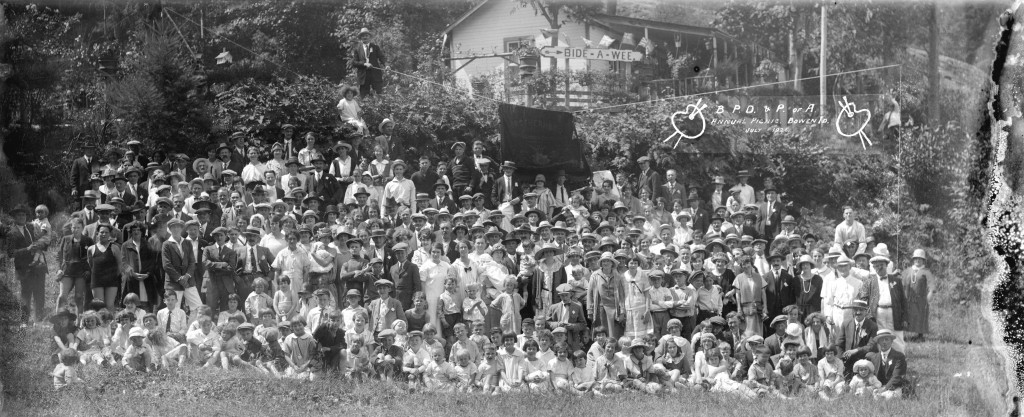 B.P.D. & P. of A. Annual Picnic, Bowen Island. This is the access file that we scanned from the negative. Photographer Stuart Thomson. Reference code AM1535-: CVA 99-5277.  