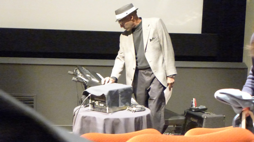 Wayne Stewart provides musical accompaniment to the screening. Photograph by Bryan Chong.