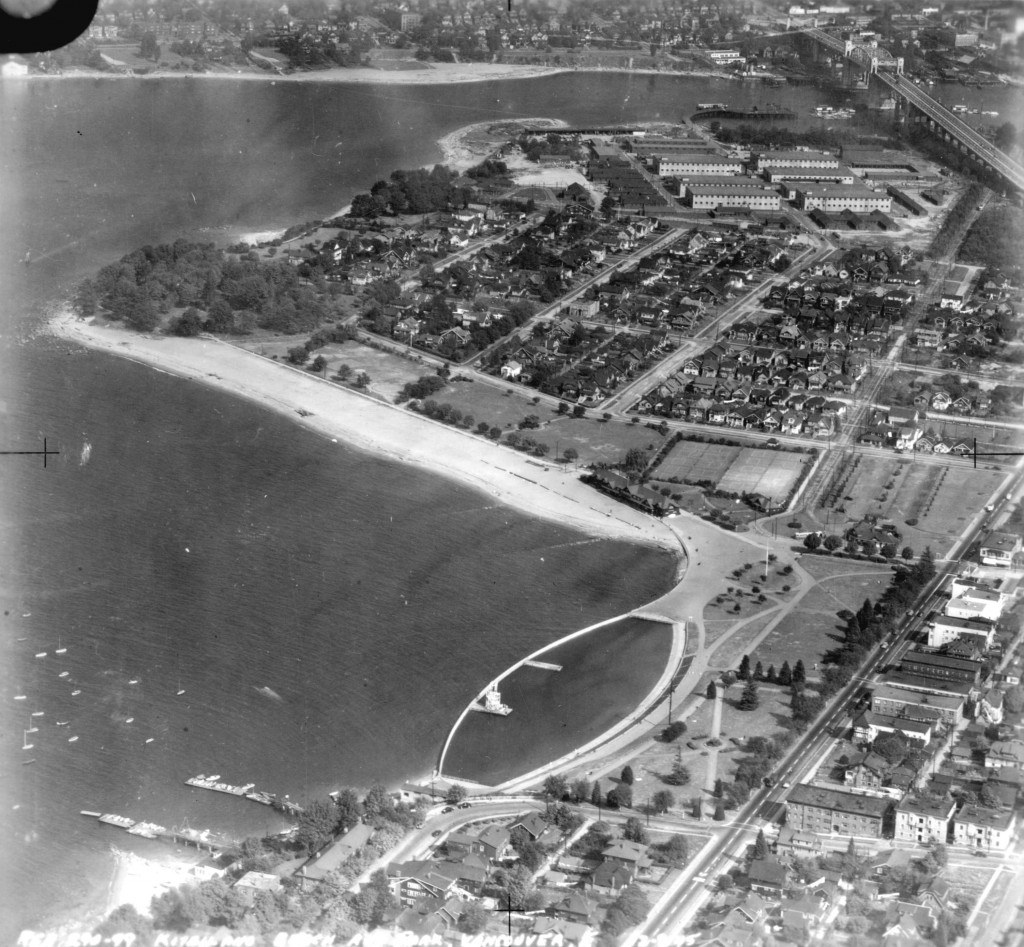 Aerial view of Kitsilano Beach and Park, 1945 Reference code AM54-S4-: Air P28