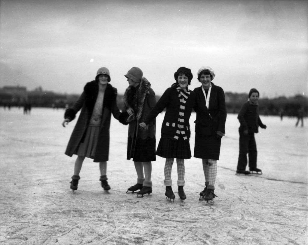 http://searcharchives.vancouver.ca/skaters-at-trout-lake-taken-for-star-publishing-co-3